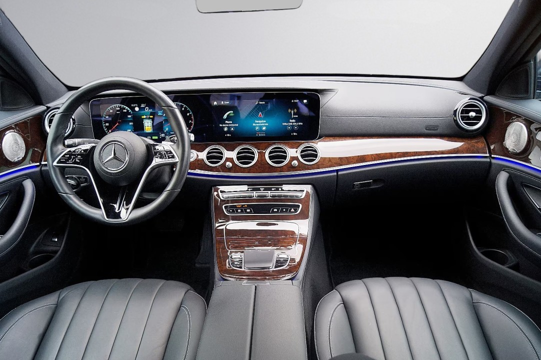 MERCEDES-BENZ E-Class 2022 — imagine 18