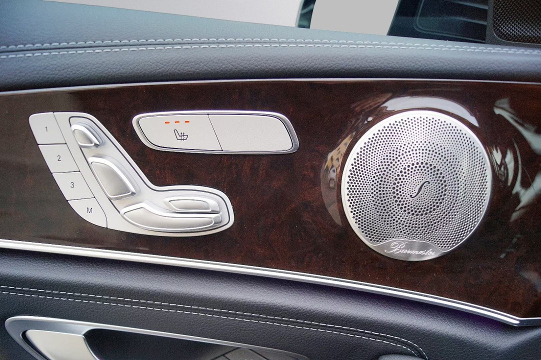 Mercedes-Benz E 450 4MATIC - foto 27