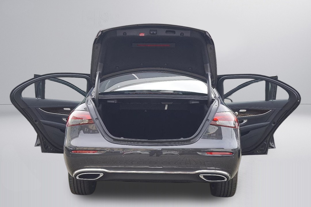 MERCEDES-BENZ E-Class 2022 — imagine 17