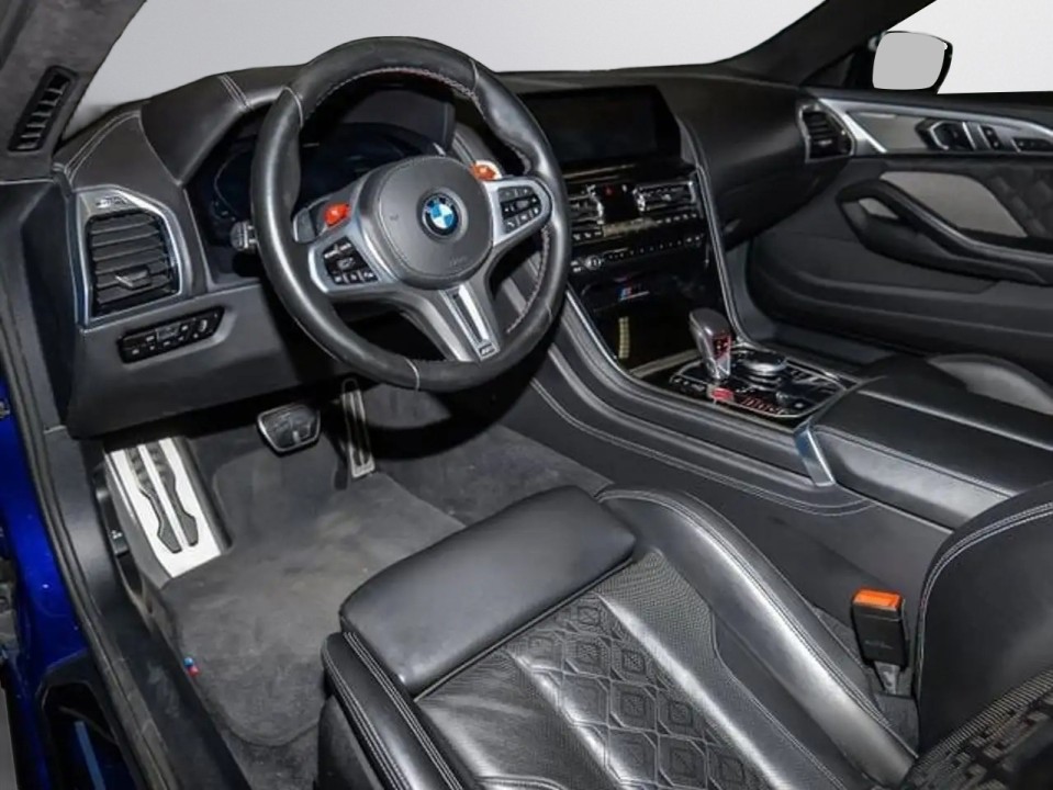 BMW M8 Competition - foto 7