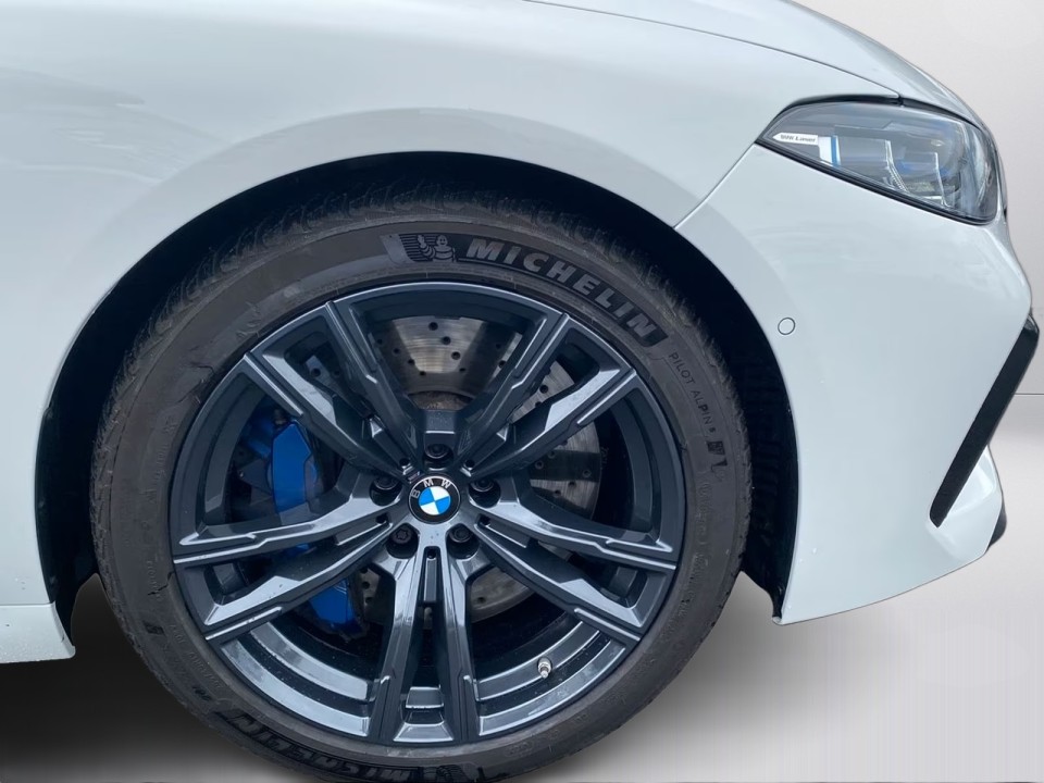 BMW M8 Competition - foto 14