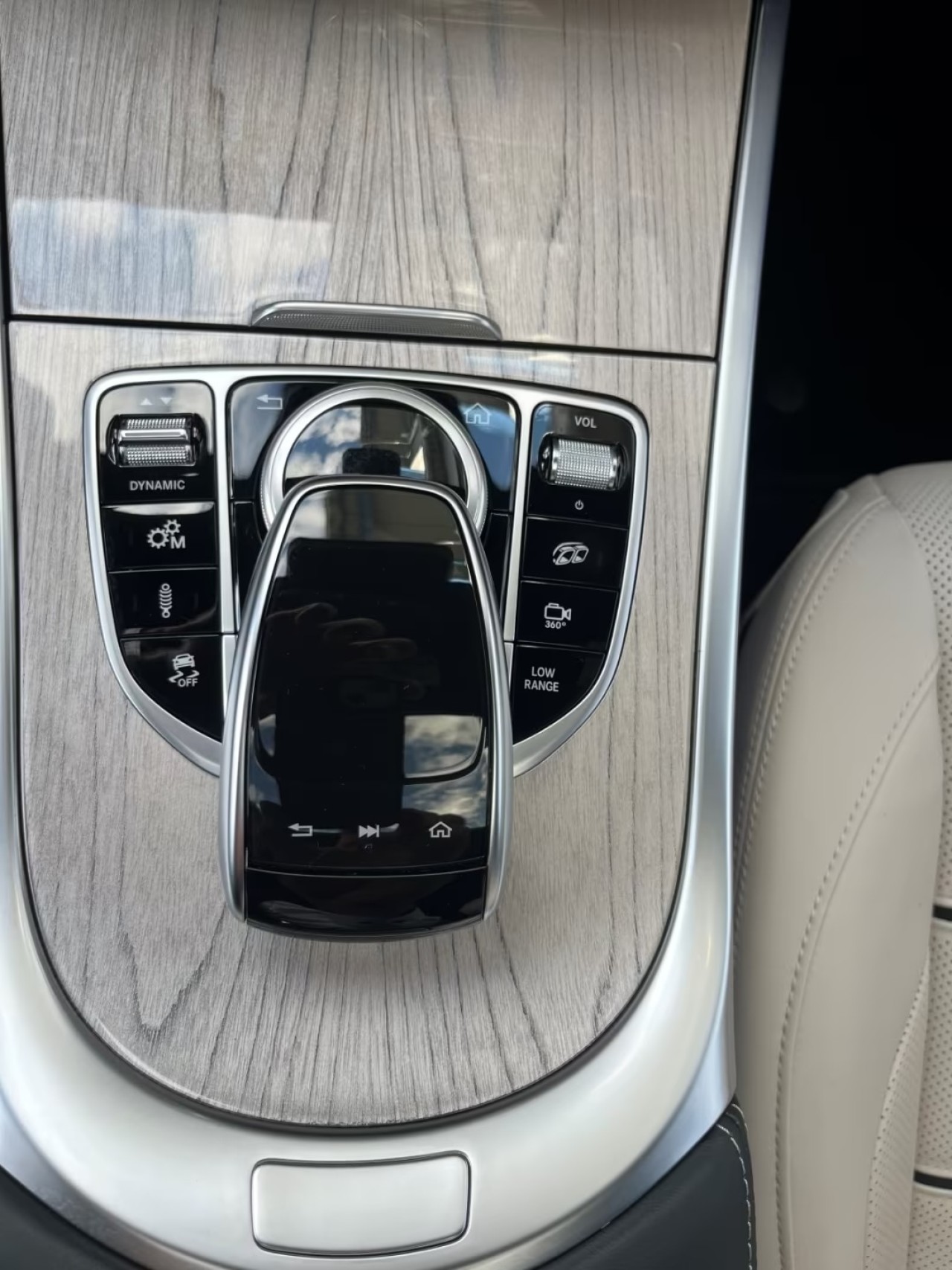 Mercedes-Benz G 63 AMG - foto 10
