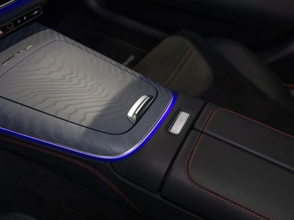 Mercedes-Benz E 53 AMG 4MATIC - foto 14