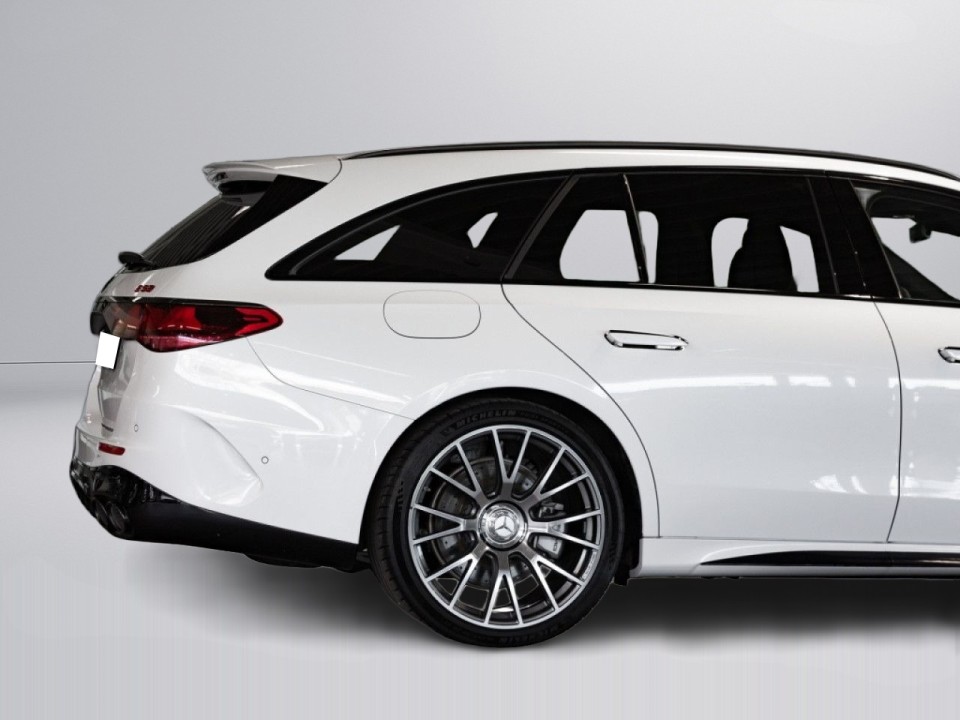 Mercedes-Benz E 53 AMG 4MATIC - foto 30