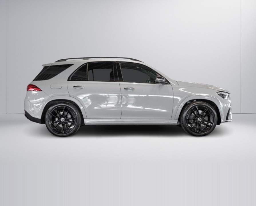 Mercedes-Benz GLE 450d 4MATIC AMG (2)
