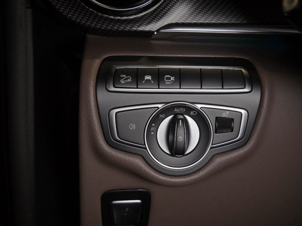 Mercedes-Benz V 300d 4MATIC - foto 18