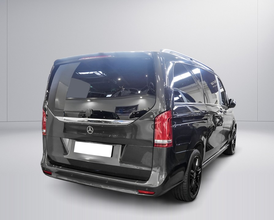 Mercedes-Benz V 300d 4MATIC (2)