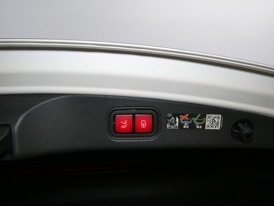 Mercedes-Benz E 400d 4MATIC - foto 17