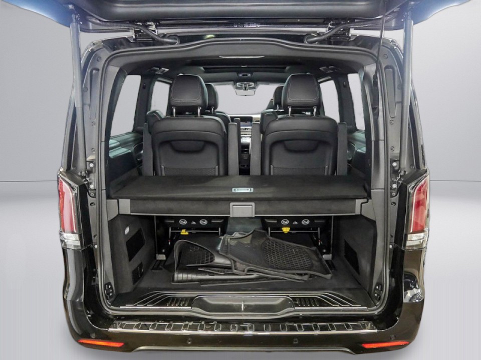 Mercedes-Benz V 300d - foto 18