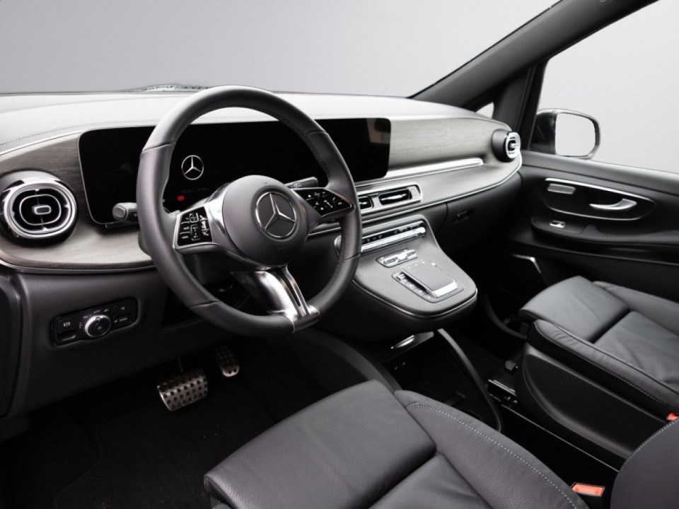 Mercedes-Benz V 300 CDI (3)