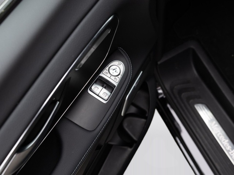 Mercedes-Benz V 300 CDI - foto 10