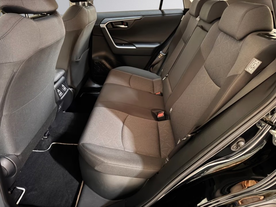 Toyota RAV4 - foto 21