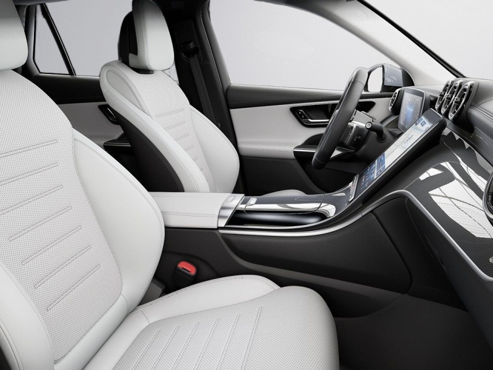 Mercedes-Benz GLC 300e 4MATIC AMG Line - foto 13