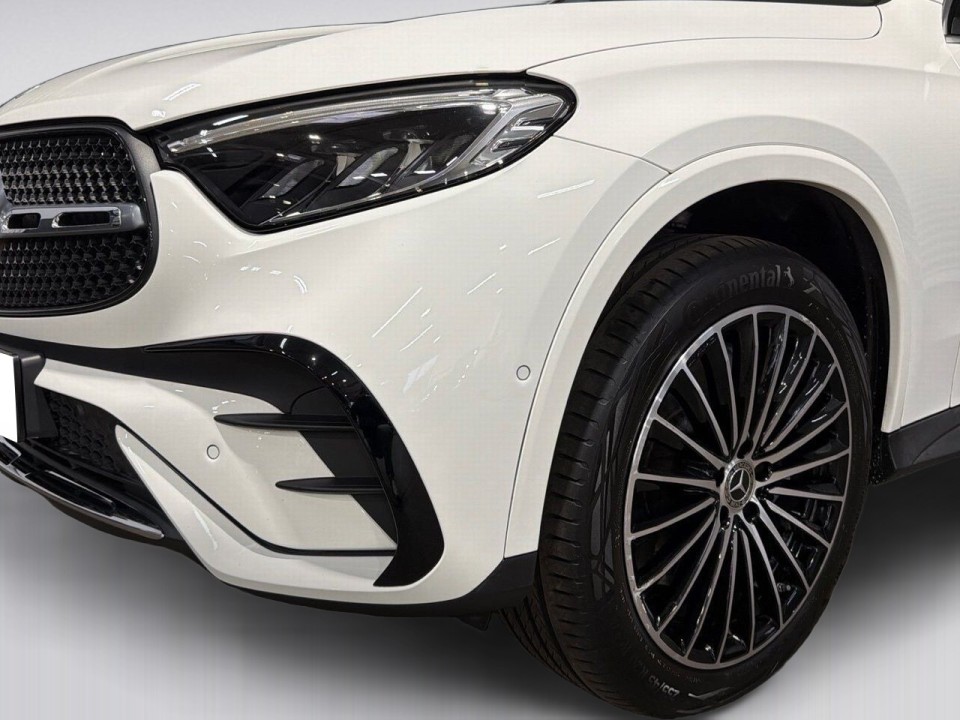 Mercedes-Benz GLC 300e 4MATIC AMG Line - foto 17