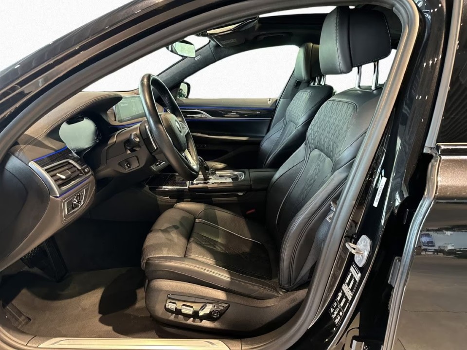 BMW Seria 7 740d xDrive - foto 7