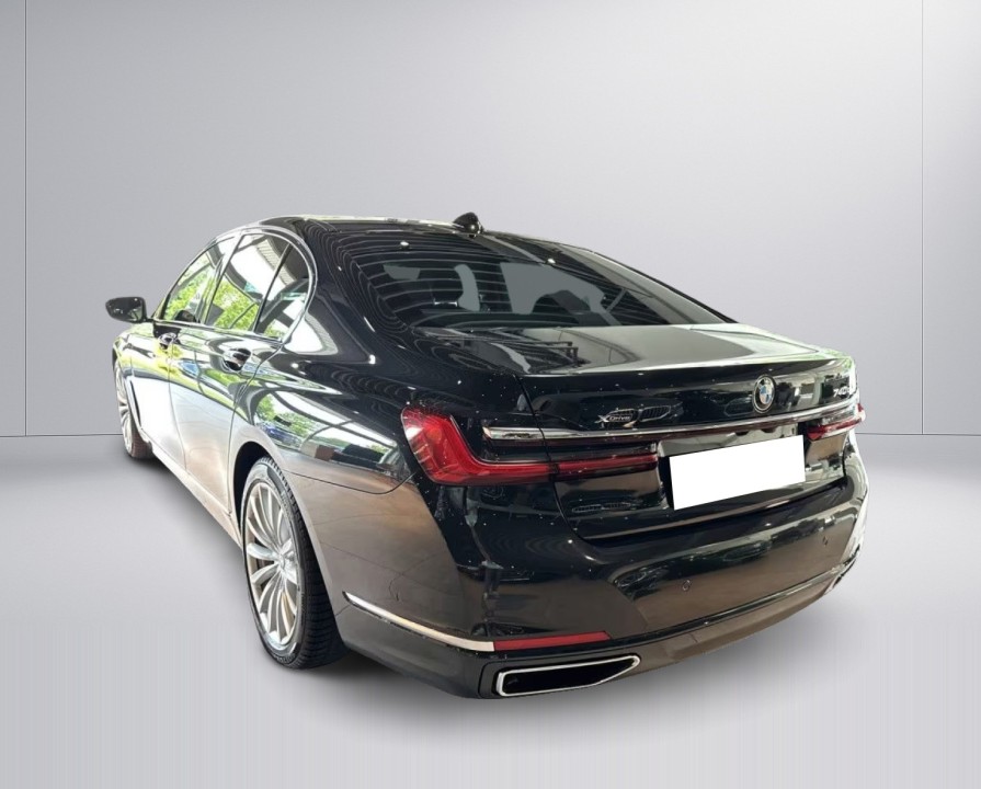 BMW Seria 7 740d xDrive (4)