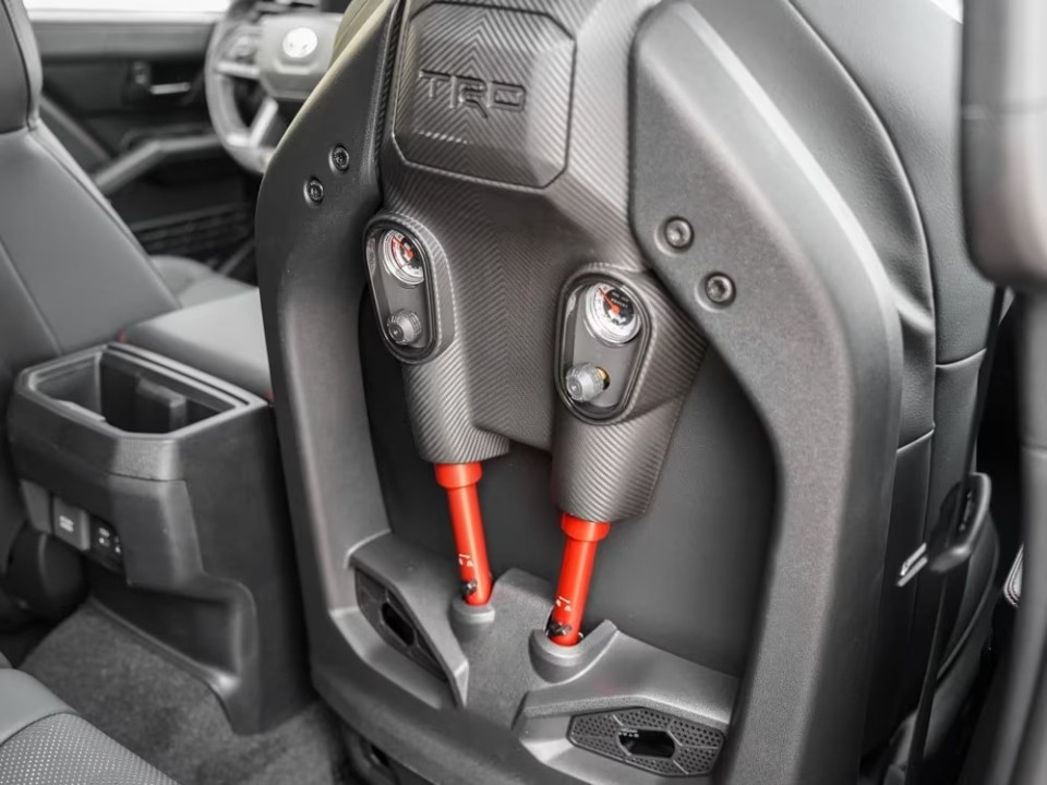 Toyota Tacoma TRD PRO - foto 16