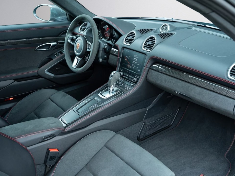 Porsche Cayman 718 GTS - foto 12