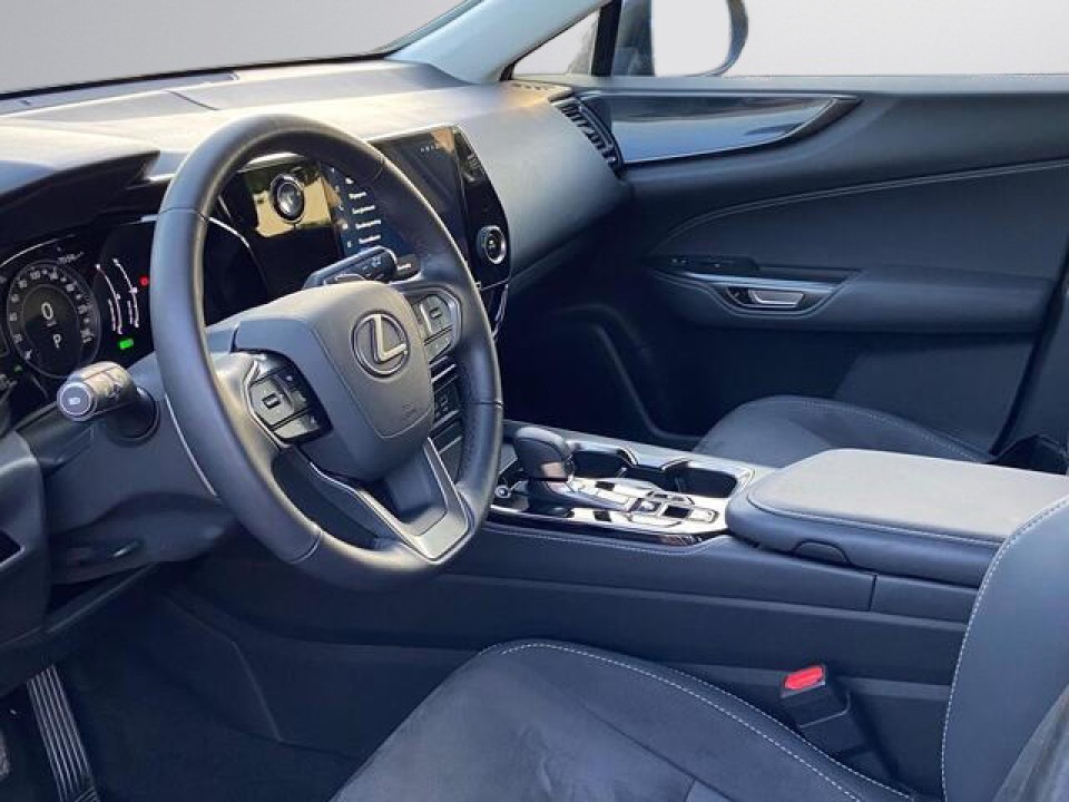 Lexus Seria NX 350h FWD - foto 8