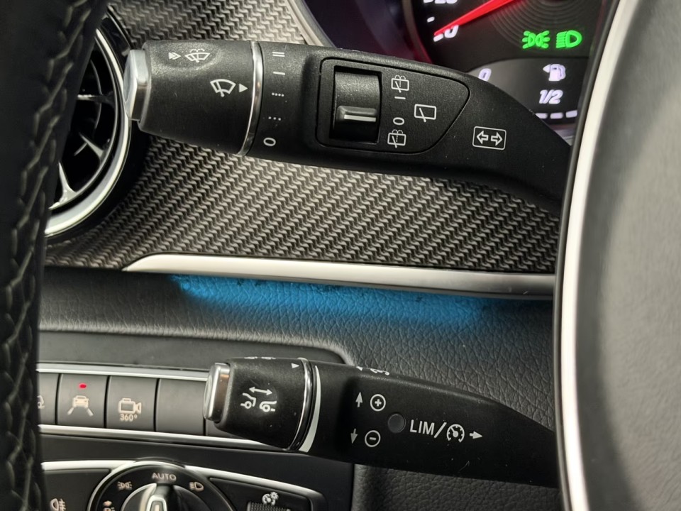 Mercedes-Benz V 300d 4MATIC Extralong AMG Line - foto 18
