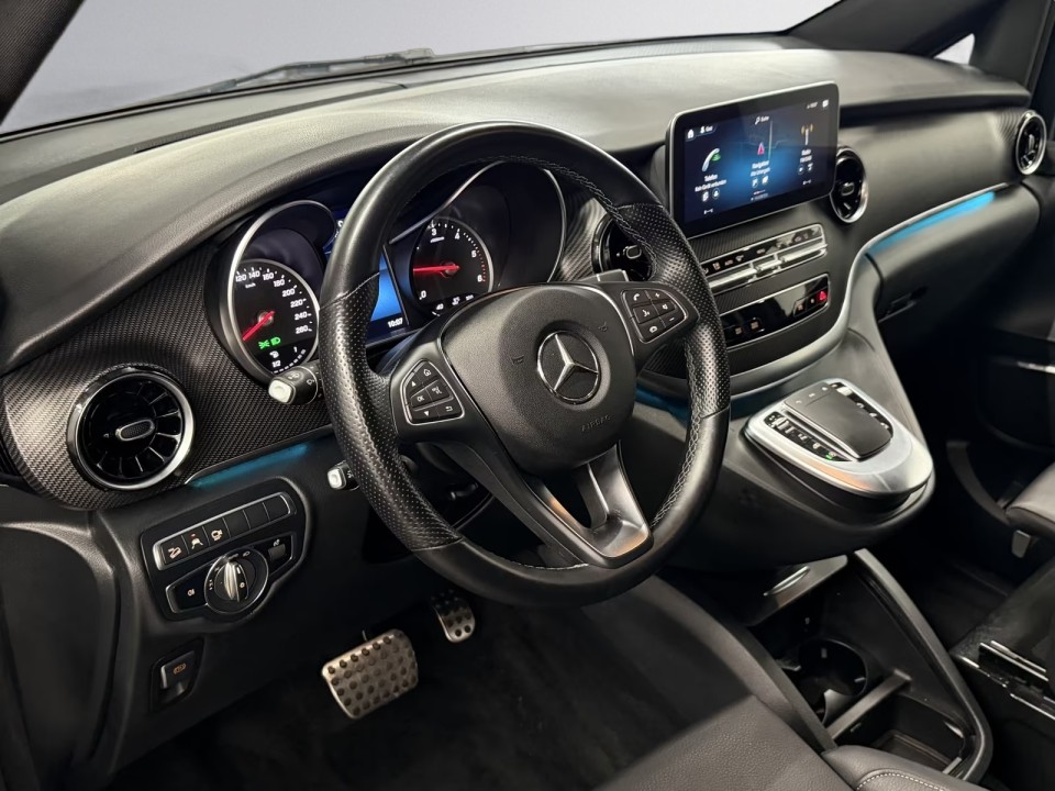 Mercedes-Benz V 300d 4MATIC Extralong AMG Line - foto 14