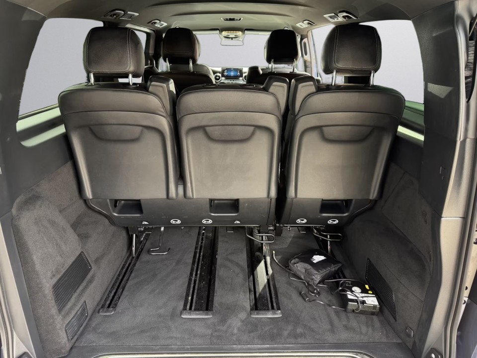 Mercedes-Benz V 300d 4MATIC Extralong AMG Line - foto 27
