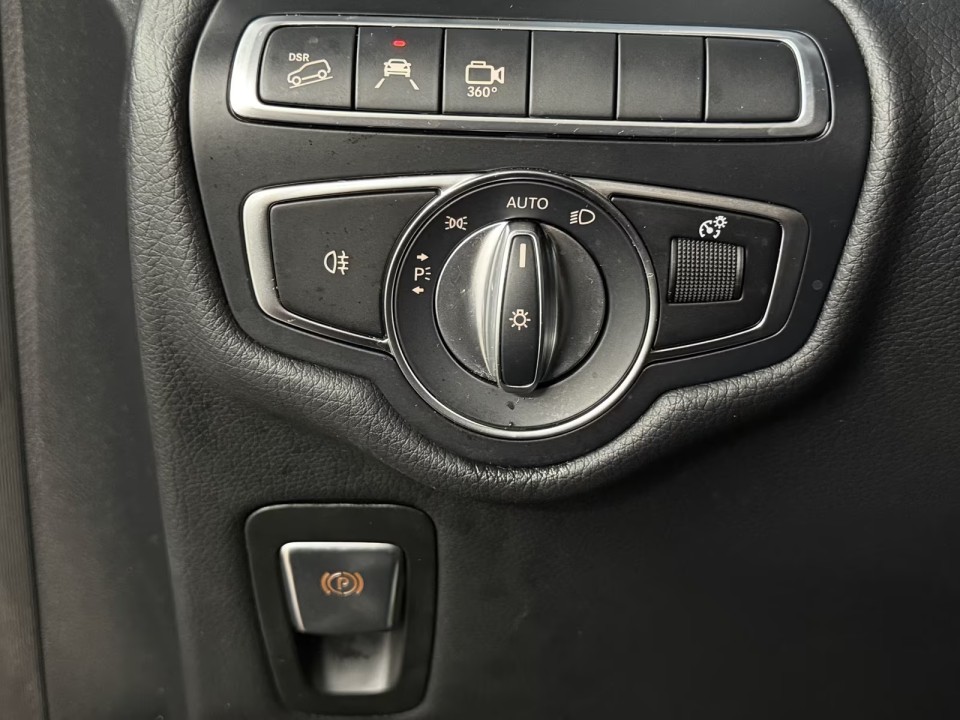 Mercedes-Benz V 300d 4MATIC Extralong AMG Line - foto 21