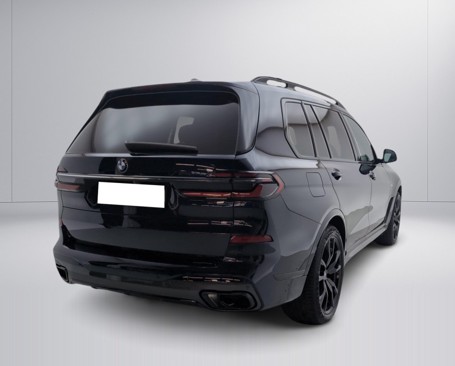 BMW X7 xDrive40i (5)