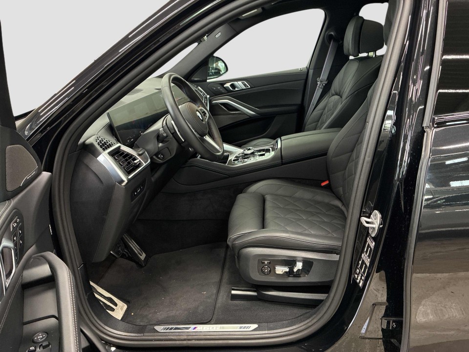 BMW X6 M60I xDrive (4)