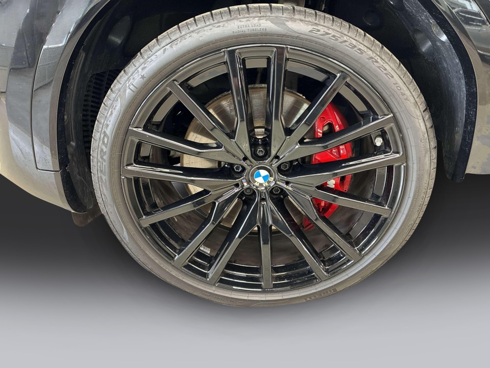 BMW X6 M60I xDrive (5)