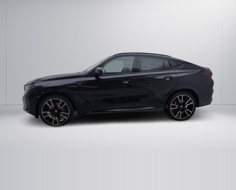 BMW X6 xDrive40d M-Sport (2)