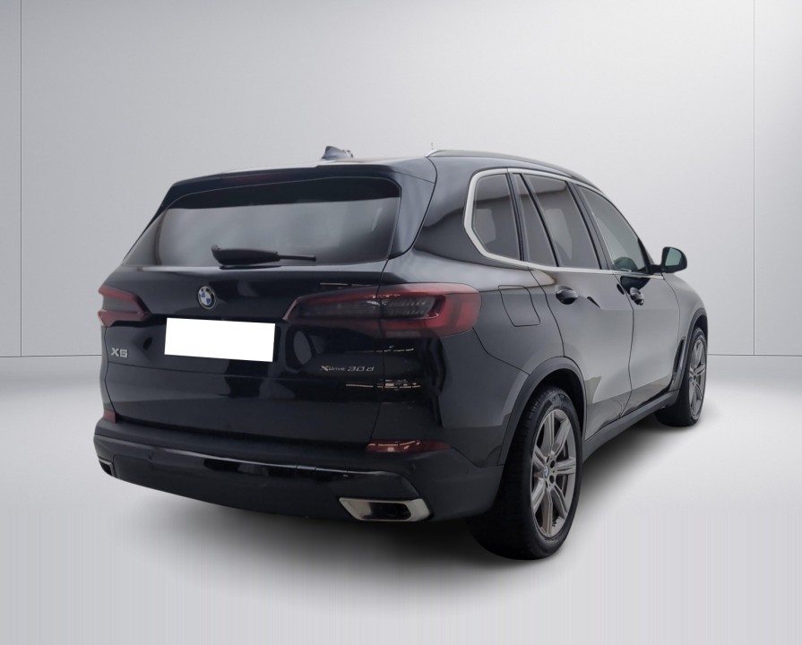 BMW X5 xDrive30d (3)