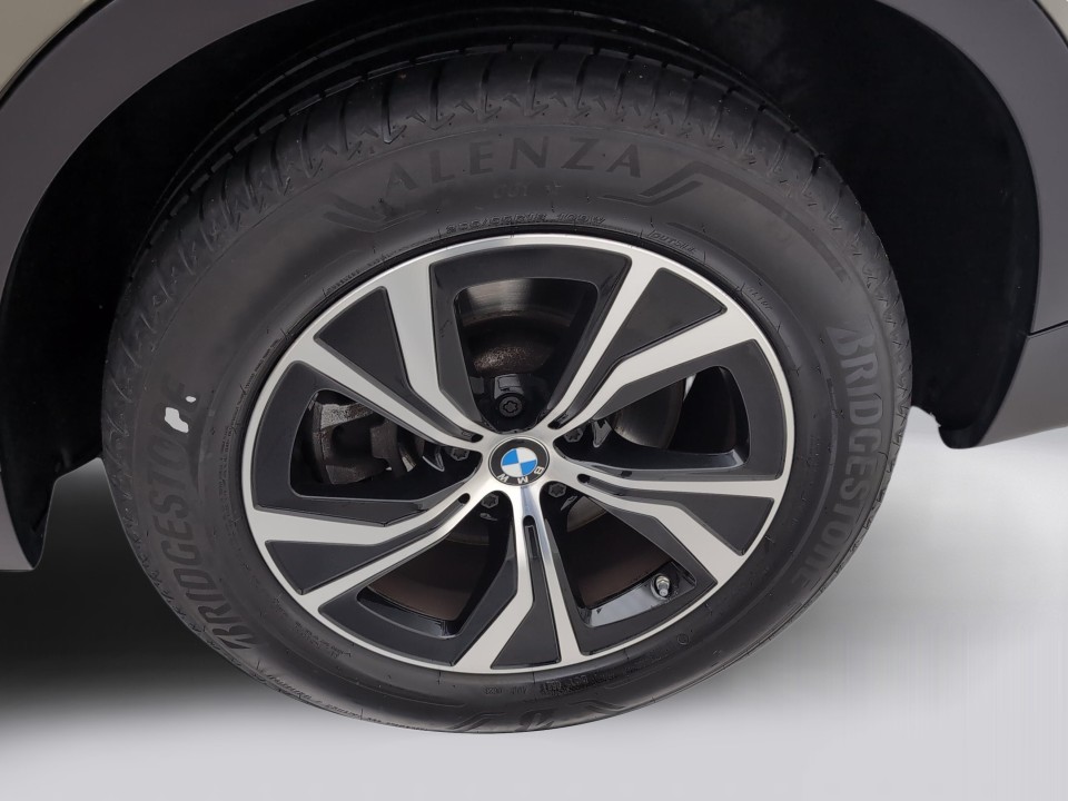 BMW X5 xDrive30d - foto 13
