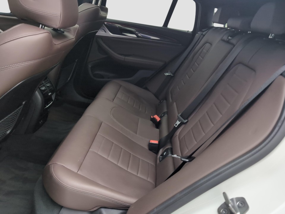 BMW X4 M40i - foto 11