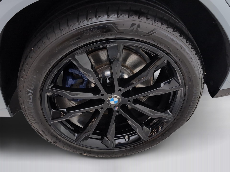BMW X4 M40i - foto 14