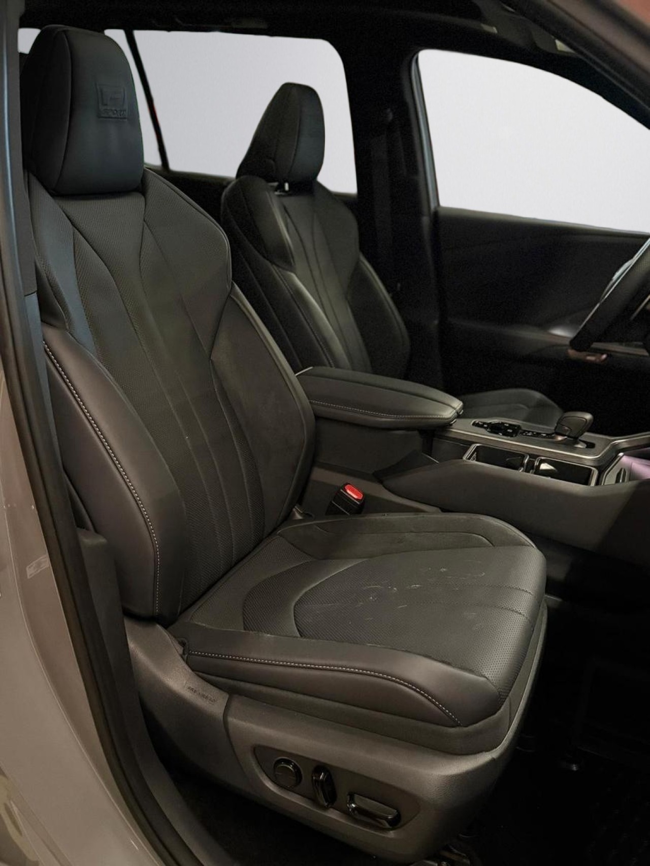 Lexus TX500 H - foto 27