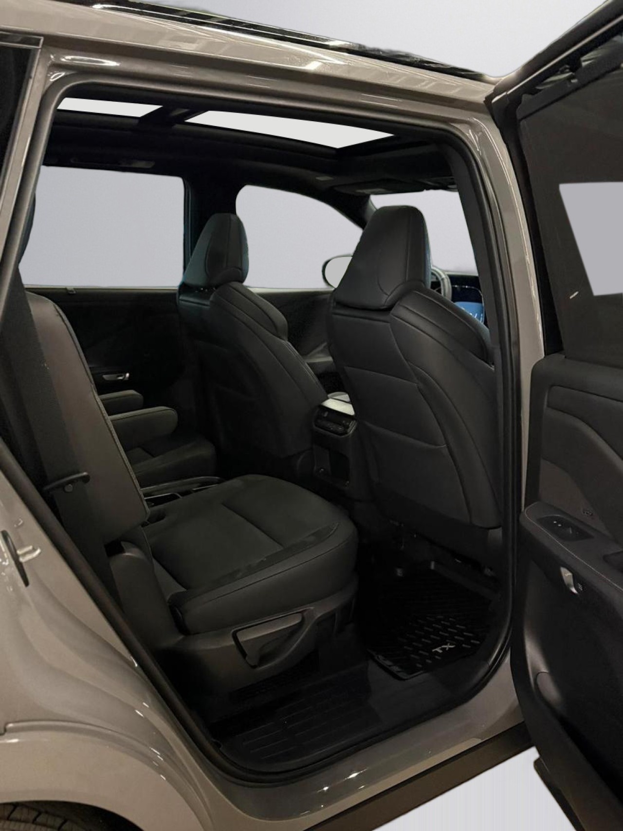 Lexus TX500 H - foto 25