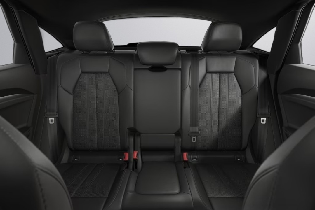 Audi Q5 Sportback TFSI Quattro - foto 8