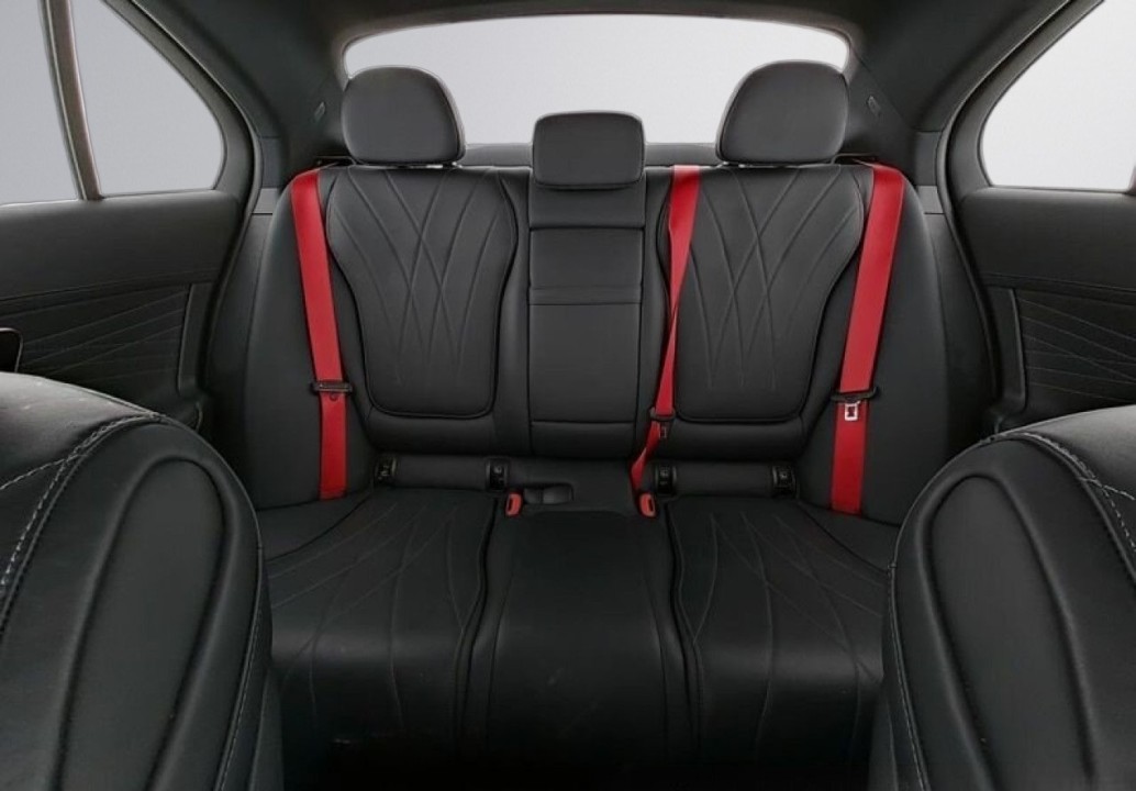 Mercedes-Benz C 43 AMG 4MATIC - foto 12