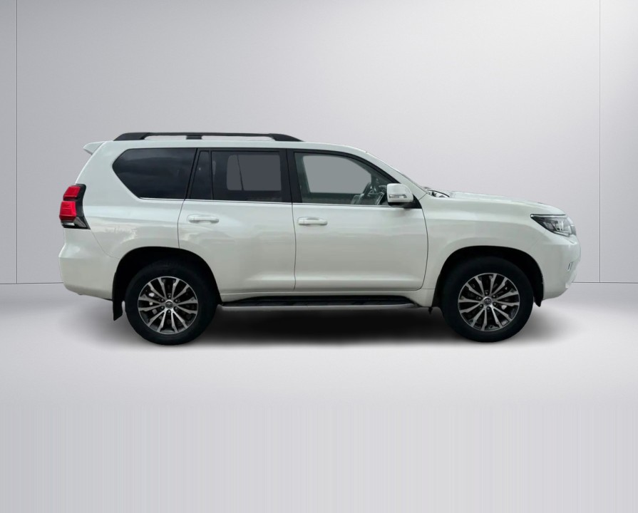 Toyota Land Cruiser (2)