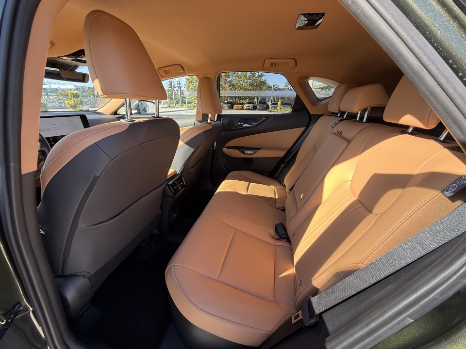 Lexus Seria NX 450h+ AWD Executive - foto 14