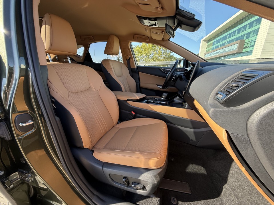 Lexus Seria NX 450h+ AWD Executive - foto 16