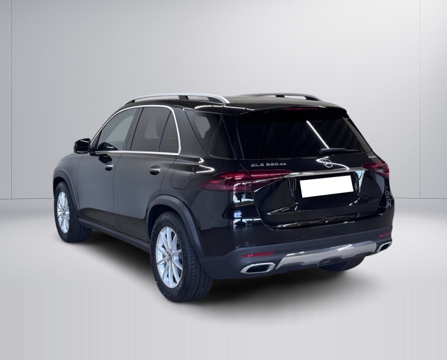 MERCEDES-BENZ GLE 2025 — imagine 16