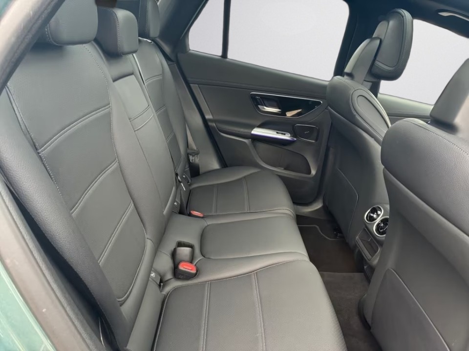 Mercedes-Benz GLC 300de 4MATIC AMG Line - foto 10
