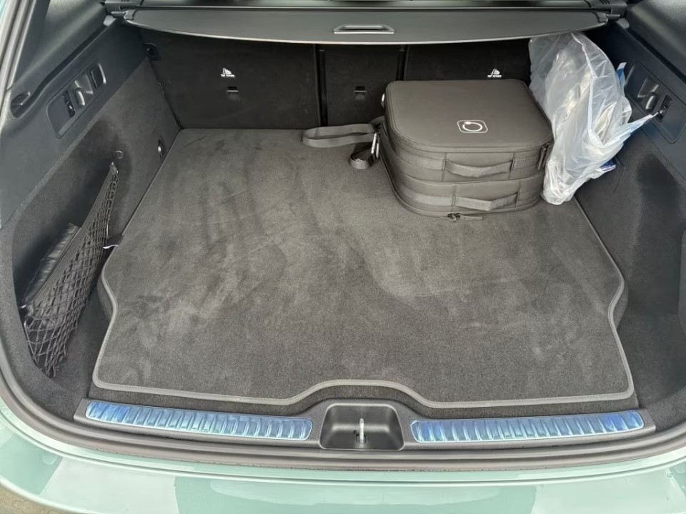 Mercedes-Benz GLC 300de 4MATIC AMG Line - foto 13