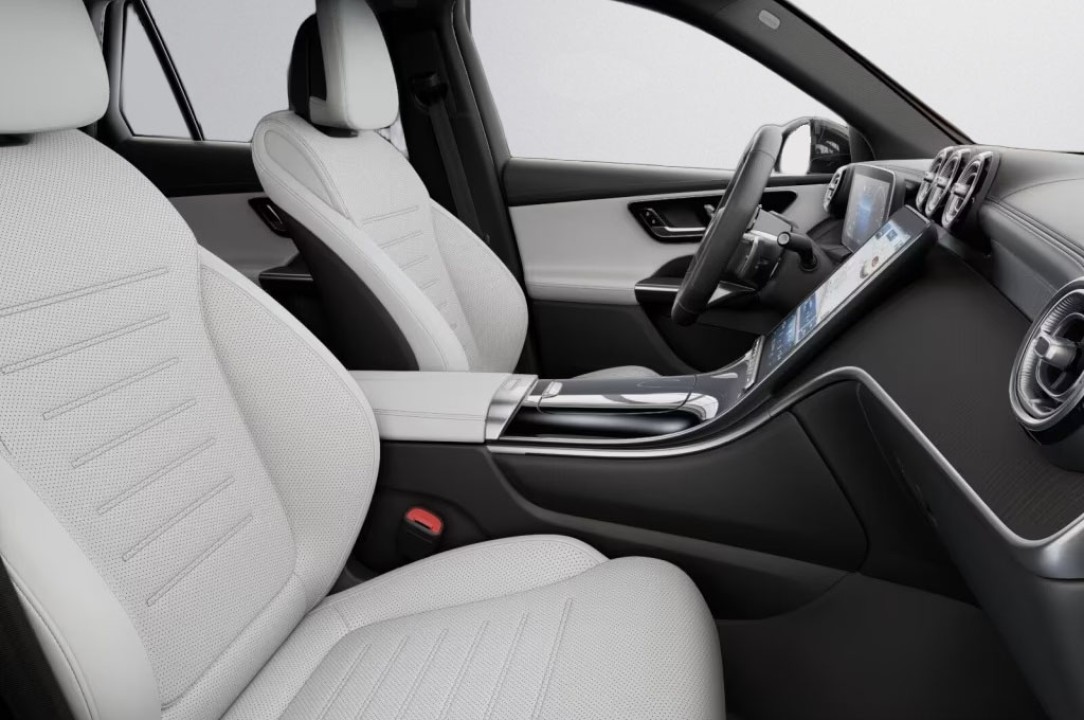 Mercedes-Benz GLC 300e 4MATIC AMG Line - foto 8
