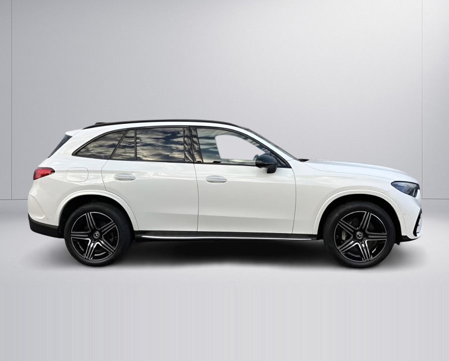 Mercedes-Benz GLC 400e 4MATIC AMG Line (2)
