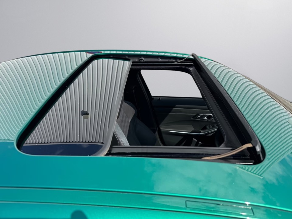 BMW M3 Competition - foto 16