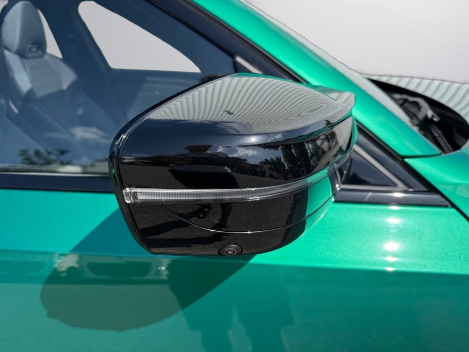 BMW M3 Competition - foto 21