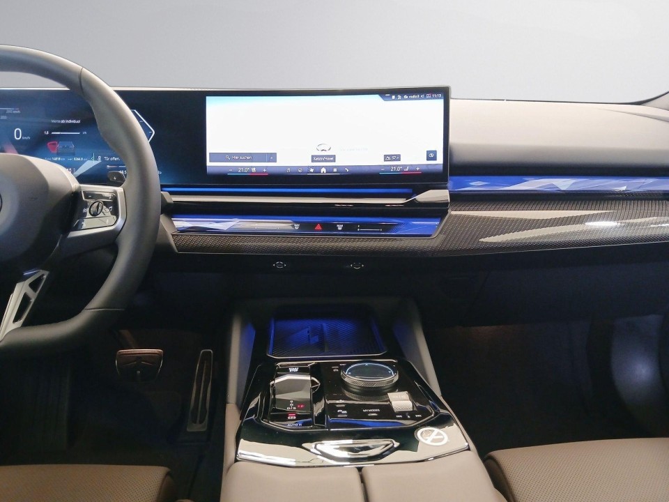 BMW Seria 5 520I - foto 9